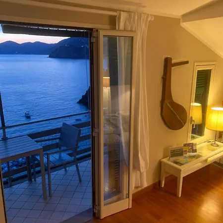 Villa Belvedere226 Splendid Overlooking The Sea Manarola
